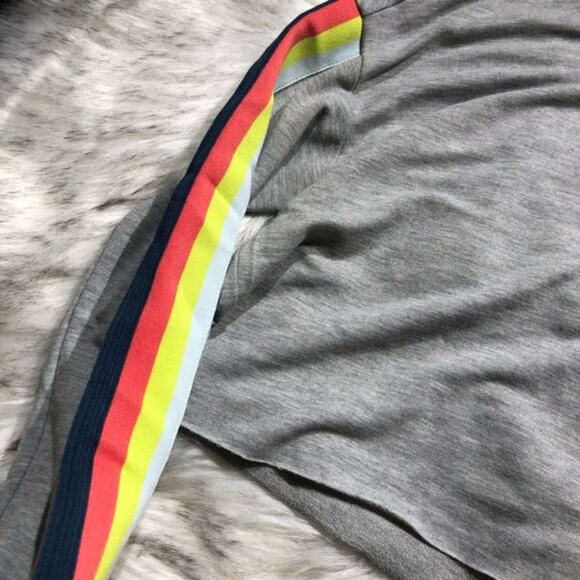 New Wild Fable cropped raw cut hoodie - Picture 4 of 8